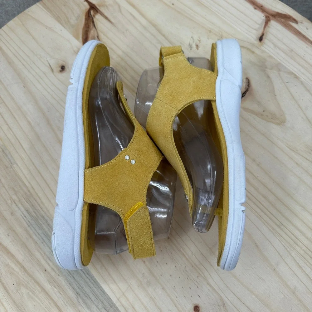Rykä Margo Sandals Womens 7.5W Yellow Suede Thong Backstrap Sporty Comfort